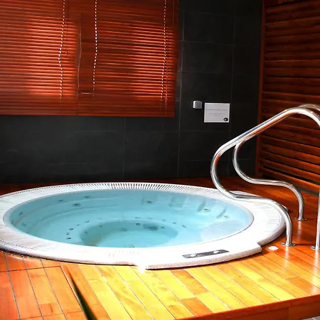 Western Nuit De Retz Nantes Sud Hotel 4*