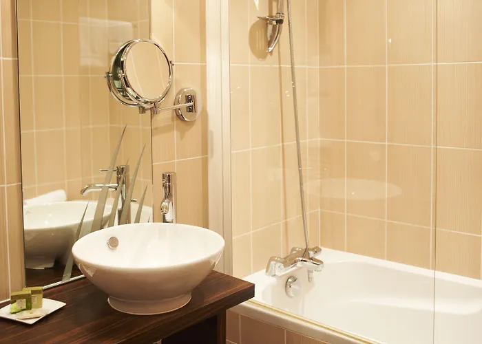 Western Nuit De Retz Nantes Sud 4*